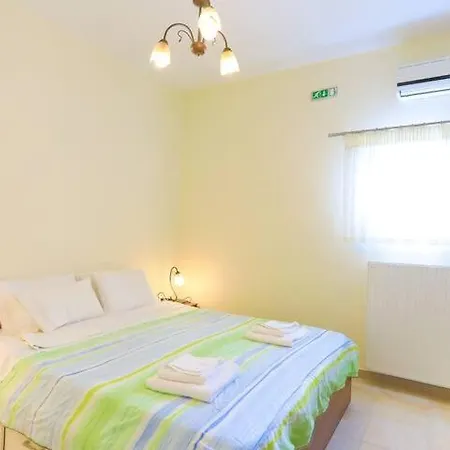 Captain Alex 1 Villa Dafnila